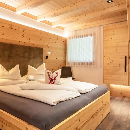 Zu Grof Alpengluehn Apartment Castelrotto