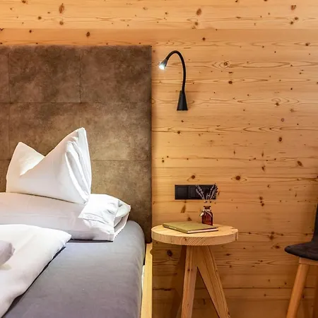 Apartment Zu Grof Alpengluehn Castelrotto